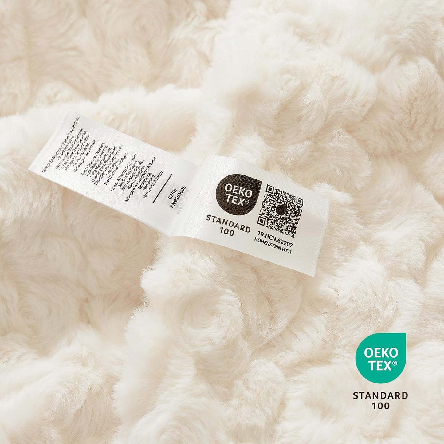 Faux Fur Throw Blanket for Couch, Fuzzy Soft Plush Thick Warm Fluffy Reversible Wave Textured Blanket for Sofa Bedroom Living Room, 55 * 70 Inches Cream White